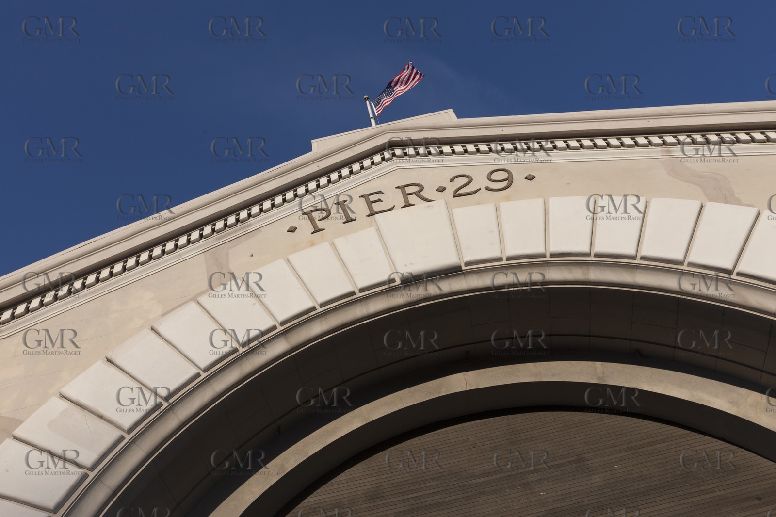 07 01 2011 - San Francisco (USA,CA) - The piers