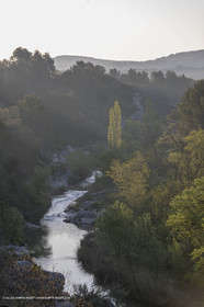 21 04 2018, Bonnieux (FRA,84), Pont Julien et environs