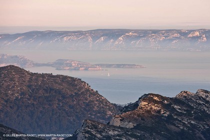 04 04 2009 - Marseille (FRA, 13) - Les Calanques - La Cayolle hills, Frioul archipelago and Bleu cost seen from the Baou Rond (Sormiou heights)