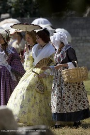 06 06 08 - Arles (FRA,13) - Fête du Costume