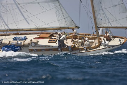 Sailing, Classic yachts, Voiles Vieux Port 2009, Marseille (FRA)