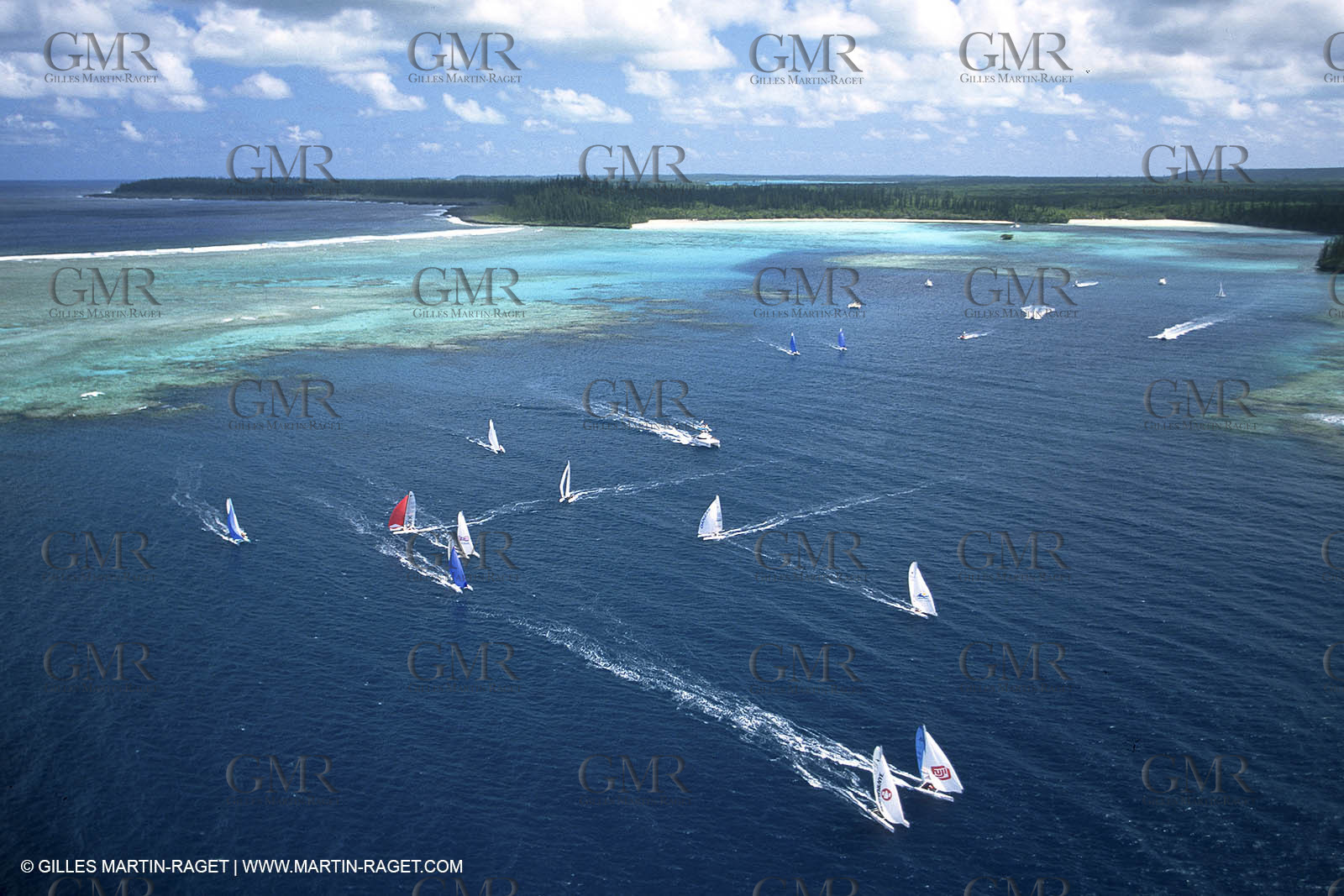 Destinations - South Pacific Ocean - New Caledonia - Pines Island