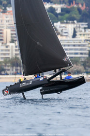 09 04 2016, Cannes (FRA, 06), Flying Phantom Series Cannes 2016