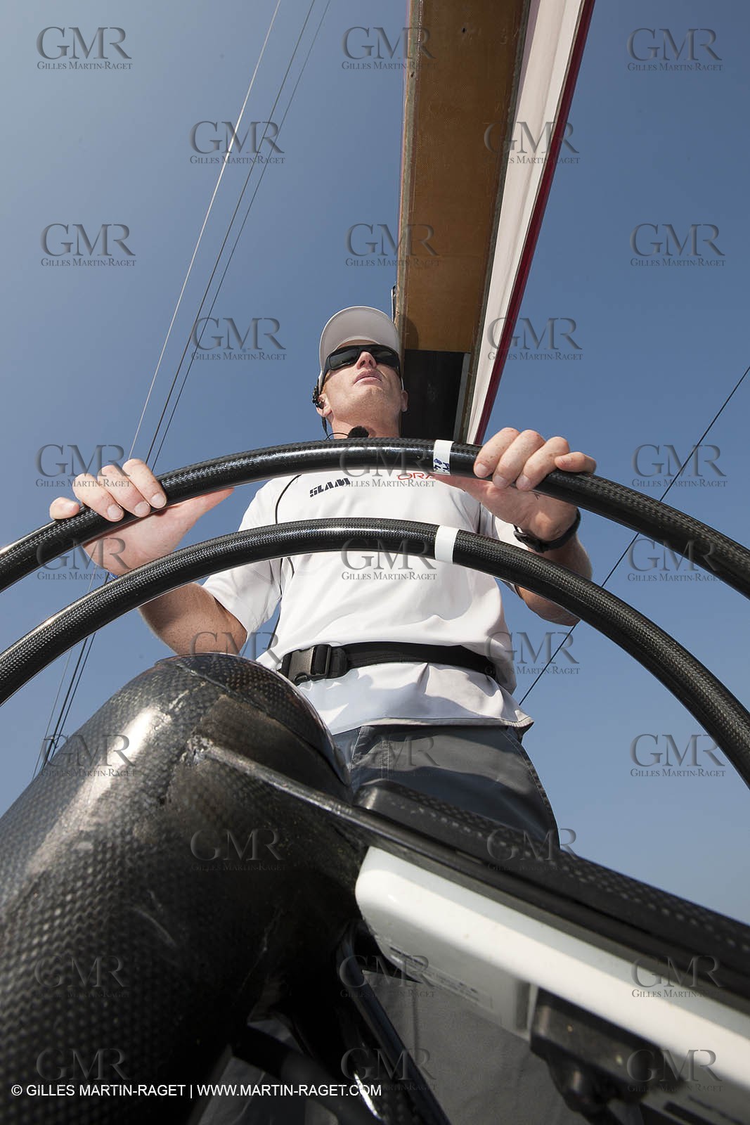 14 11 2010 - Dubai (UAE) - Dubai Louis Vuitton Trophy -  BMW ORACLE Racing - Training - Onboard Vs All 4 one
