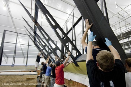 13 10 2009 - San Diego (USA, CA) - 33rd America's Cup - BMW ORACLE Racing - BOR 90 modifications