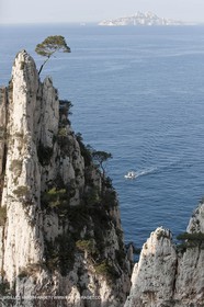 20 03 2009 - Marseille (FRA, 13) - Les Calanques - Pic de l'Eissadon and devenson cliffs