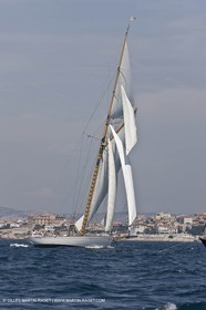 Sailing, Classic yachts, Voiles Vieux Port 2009, Marseille (FRA)