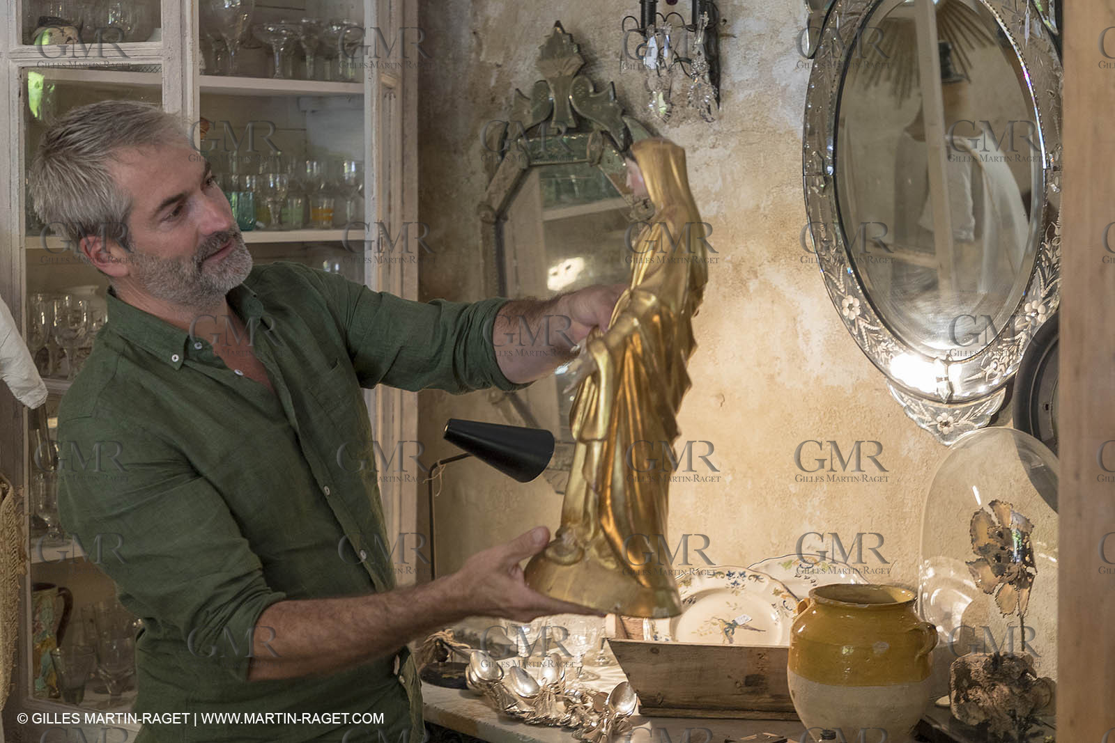 09 06 2018, Bonnieux (FRA,84), Antiquaire