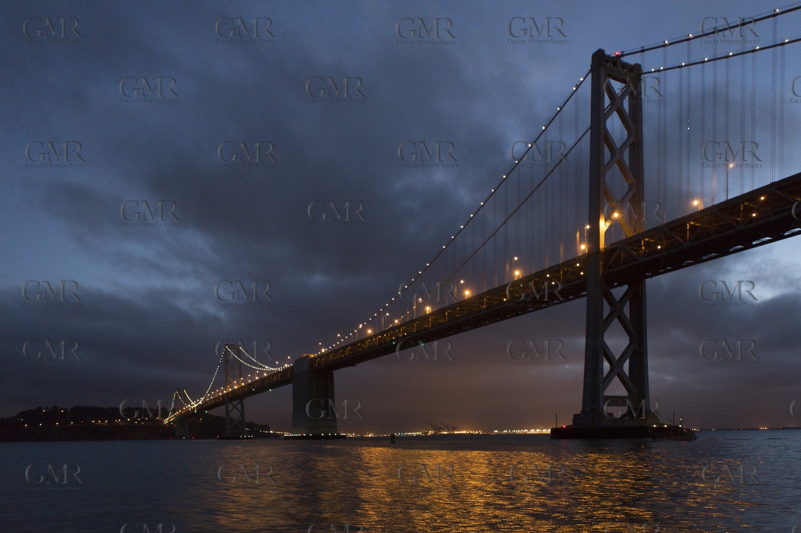 18 02 2013 - San Francisco (USA) - 34th America's Cup - The America's Cup Trophy in San Francisco Bay