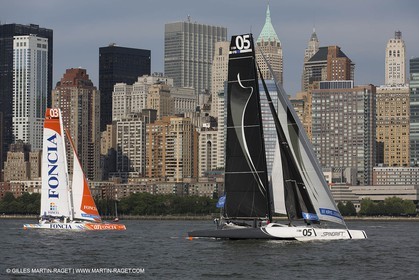 05 07 2012 - New York (USA) - Ocean Krys Race - Speed runs in fornt of NY city