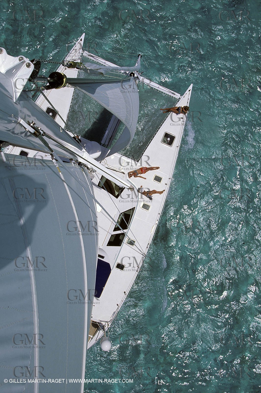 Cruising - People - Doing nothing