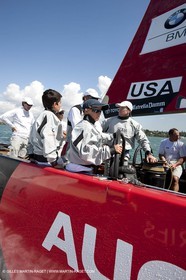 23 01 2009 - Auckland (NZL) - Louis Vuitton Pacific Series - BMW ORACLE Racing - Tuning up onboard Emirates Team New Zealand yacht