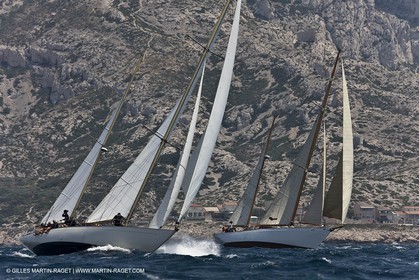 Sailing, Classic yachts, Voiles Vieux Port 2009, Marseille (FRA)