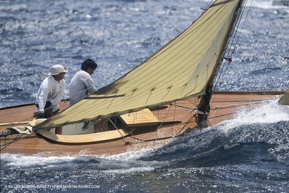 Petits yachts classiques, small classic yachts