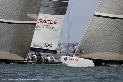 02 02 2009 - Auckland (NZL) - Louis Vuitton Pacific Series - Racing Day 4 - Round Robin 2 - BMW ORACLE RAcing Vs Pataugas by K-Challenge