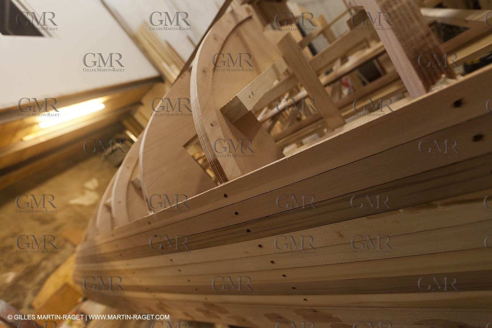 30 12 2012   Marseille (FRA,13)   Alcyon building at boat yard