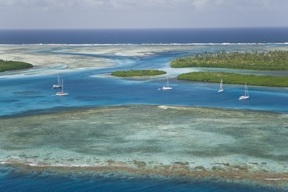 01 02 2008 - San Blas Archipelago (Panama) - Motor Yacht Senses