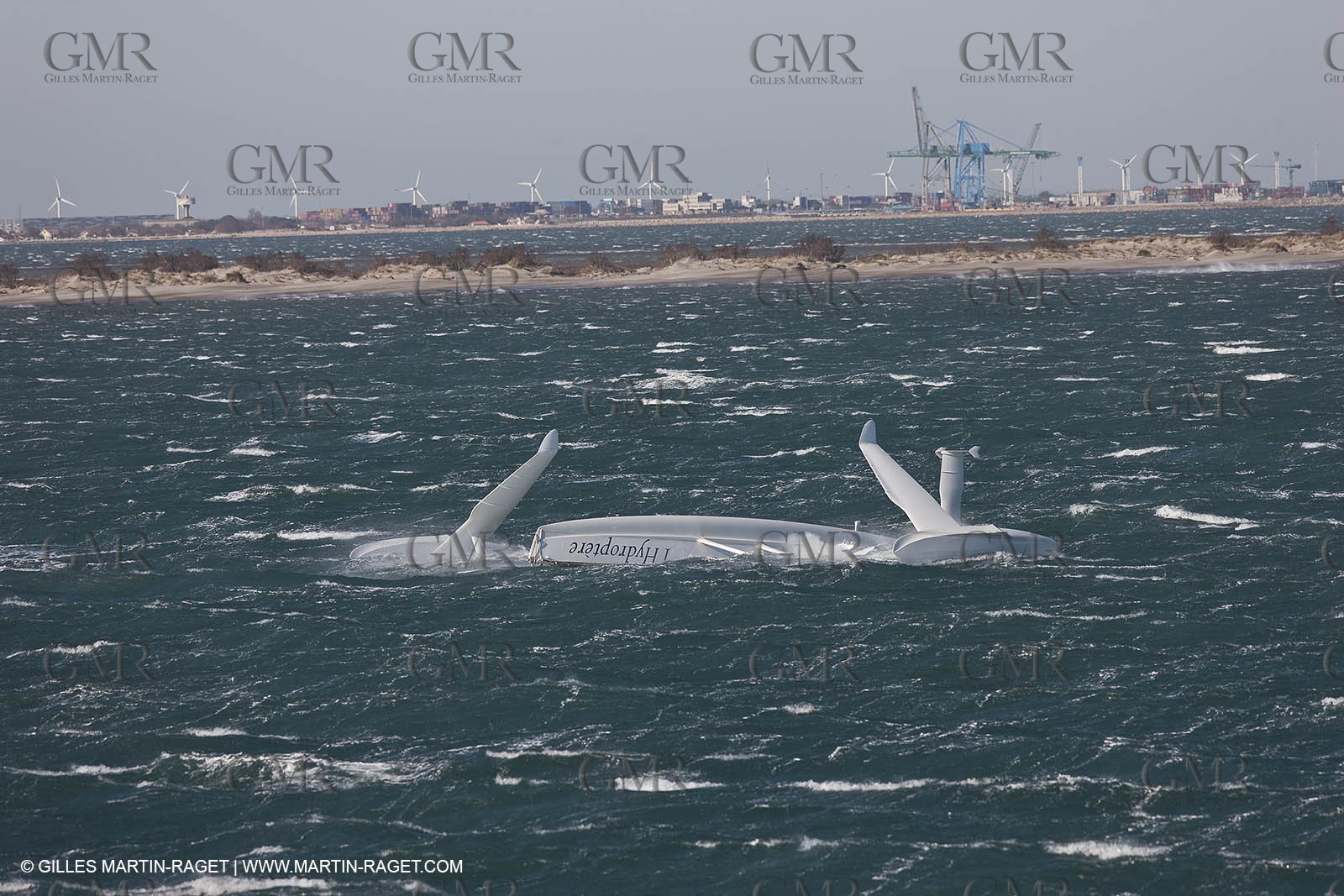 21 12 2008 - Port Saint Louis du Rhône (South of France) - The Hydroptere just after its capsize when trying to beat the overall sailing speed record