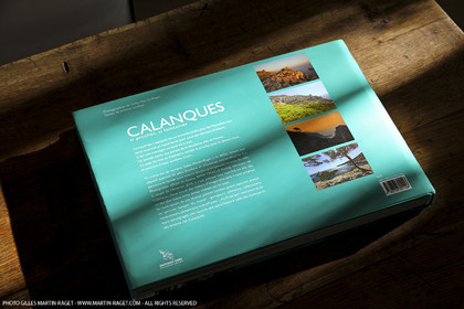 09 11 2010 - Marseille (FRA,13) - Photos du livre Calanques, si proches, si lointaines, Ed. Cres, Texte Juliette Lembot, Photos Gilles Martin-Raget