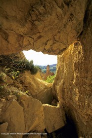 France, Provence, Luberon, Carrières d'ocre près d'Apt, ocher stone pit near Apt