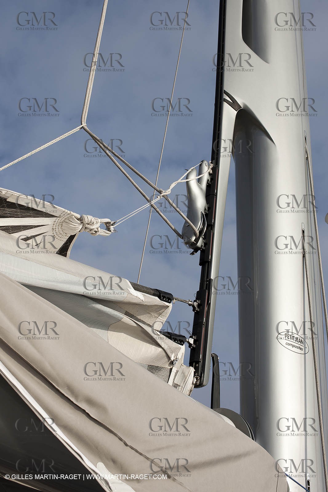 25 02 2011 - La Ciotat (FRA,13) - Super Yachts - Chantier H2X - Cartouche