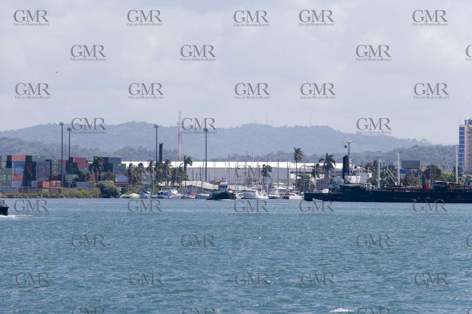 01 02 2008 - San Blas Archipelago (Panama) - Motor Yacht Senses