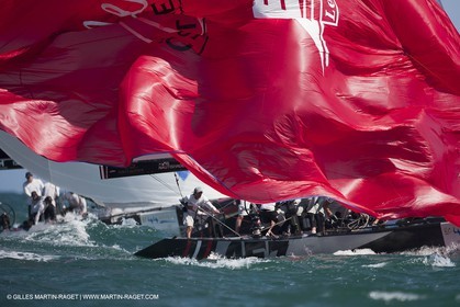 31 07 2010 - Valencia (ESP) - BMW ORACLE Racing - RC 44 Valencia Cup - fleet racing - Day 2