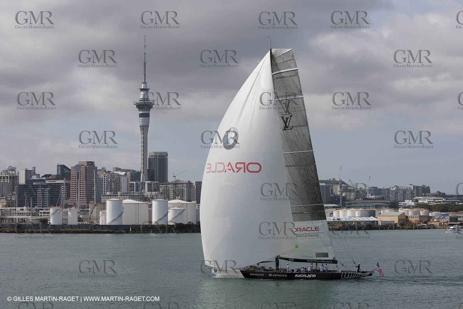 29 01 2009 - Auckland (NZL) -  Louis Vuitton Pacific Series - BMW ORACLE Racing - Training
