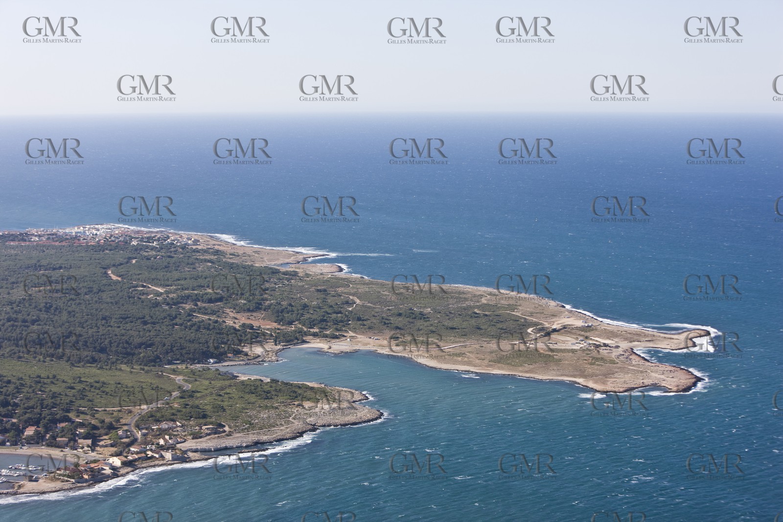 14 07 2008 - french coast in Fos gulf and Port de Bouc area