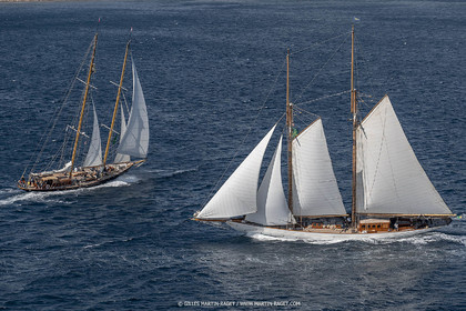 28 09 2022? Saint-Tropez,(FRA,83), Les Voiles de Saint-Tropez 2022 Régate N° 2 poup les modernes, navigation libre pour les grandes goélettes