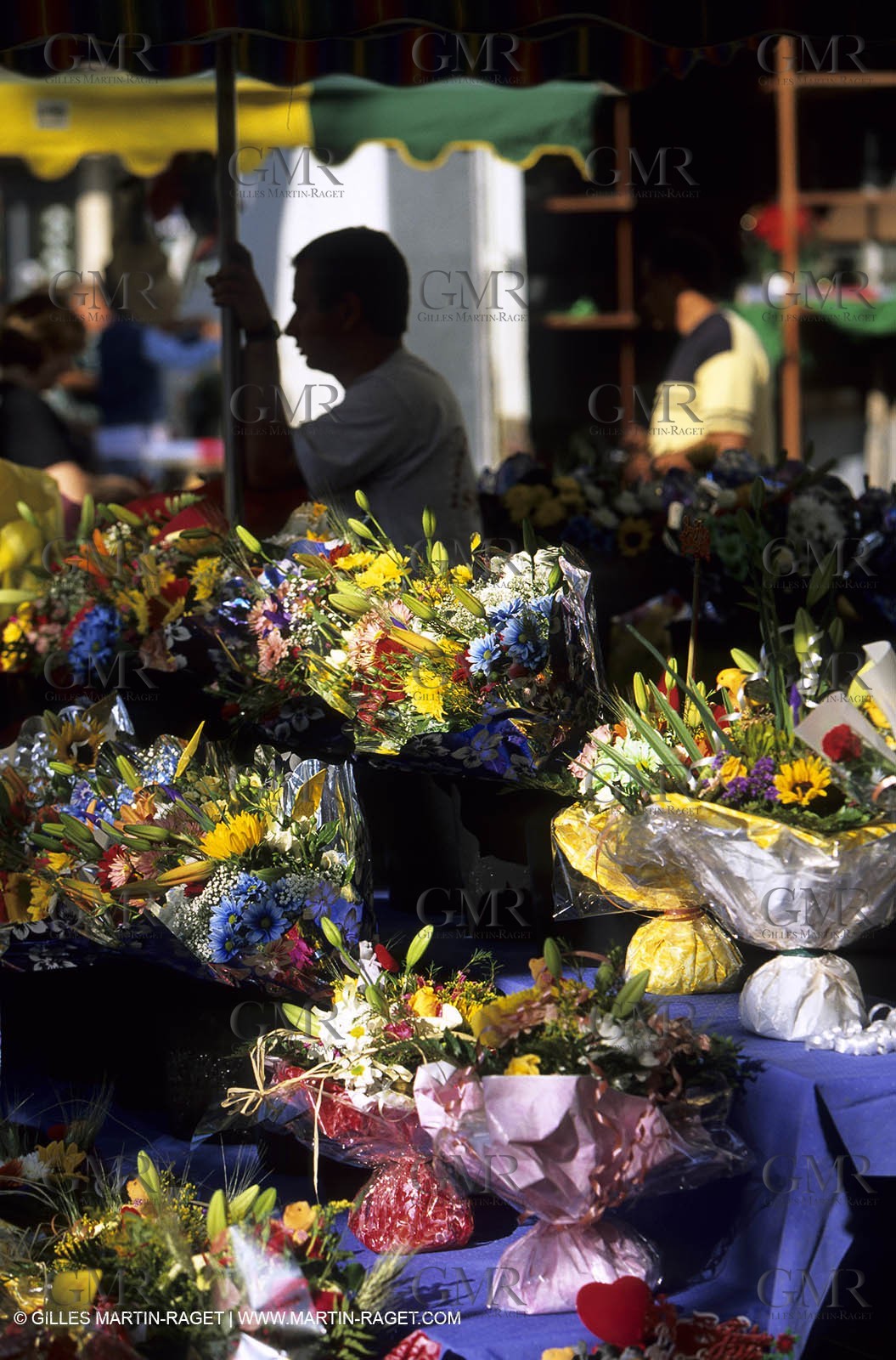 Saturday morning market in Saint Gilles (Gard)