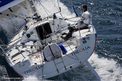 06-26-2007 - FIGARO II - THEOLIA - Skipper : Robert Nagy - Training off Marseille (south France) with strong wind conditions