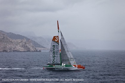 14 05 09 - Marseille - Record de la Méditerranée - Groupama 3 - Franck Cammas - G class - Départ de Marseille pour Carthage