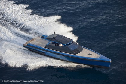 14 10 2008 - Cannes (FRA, 06) - SUper yachts - motoryachts - Wally yachts - Wallypower 48