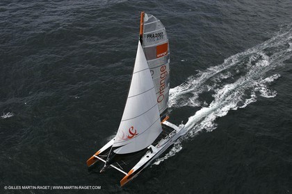 2004 Atlantic record attempt - Orange II at Land's End
