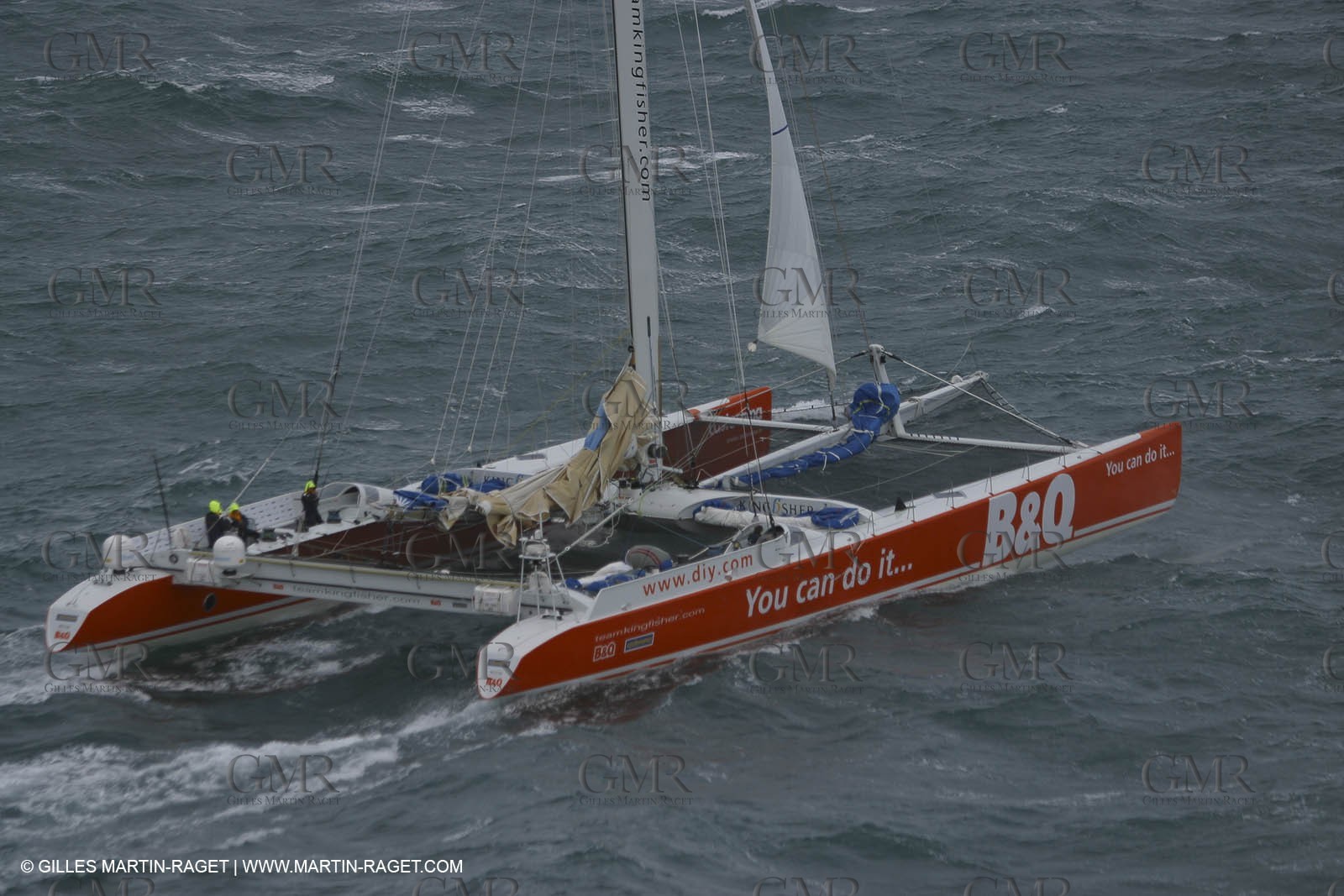 Kingfisher II - Jules Verne Trophy 2002 start - Brest