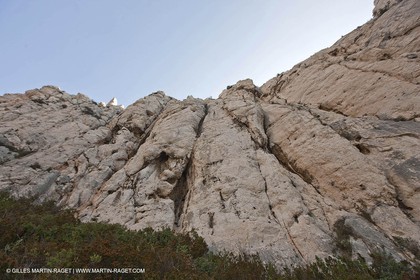 20 03 2009 - Marseille (FRA, 13) - Les Calanques - Pic de l'Eissadon et falaises du Devenson