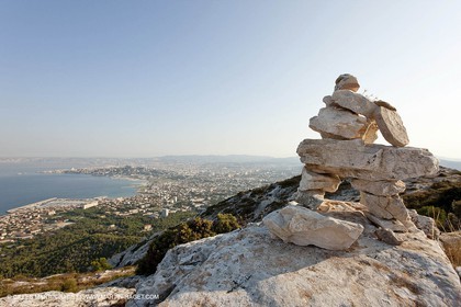 10 09 2009 - Marseille (FRA, 13) - Les Calanques - Massif de Marseilleveyre - Vue du sommet