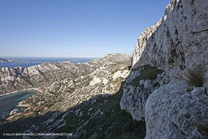 04 04 2009 - Marseille (FRA, 13) - Les Calanques - Calanque de Sormiou vue depuis le Baou Rond