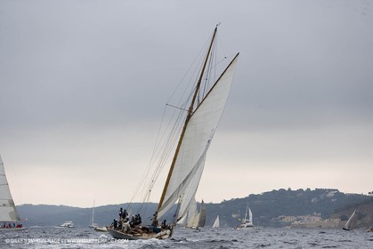 YC9H0035