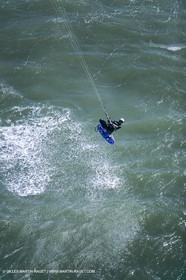 Watersports, Kite surfing