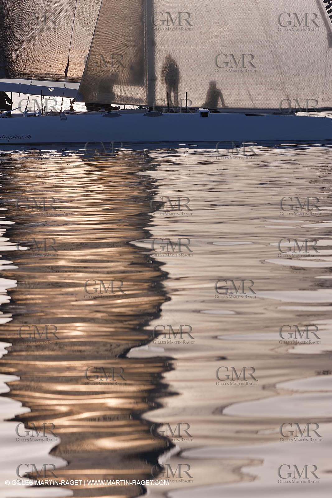 09 10 2010 - Morges (SUI) - L'Hydroptère.CH - 1st sail