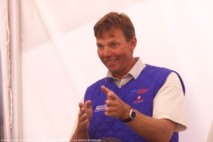 Fast 2000 - America's Cup - Auckland 2000  - Louis Vuitton Cup - Round Robin 2 - Jochen Schuman