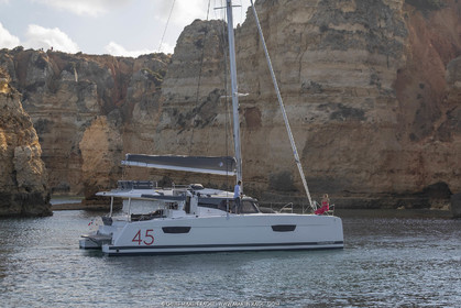 08 07 2019, Lagos (Portugal), Chantier Fountaine-Pajot, Fountaine-Pajot 45