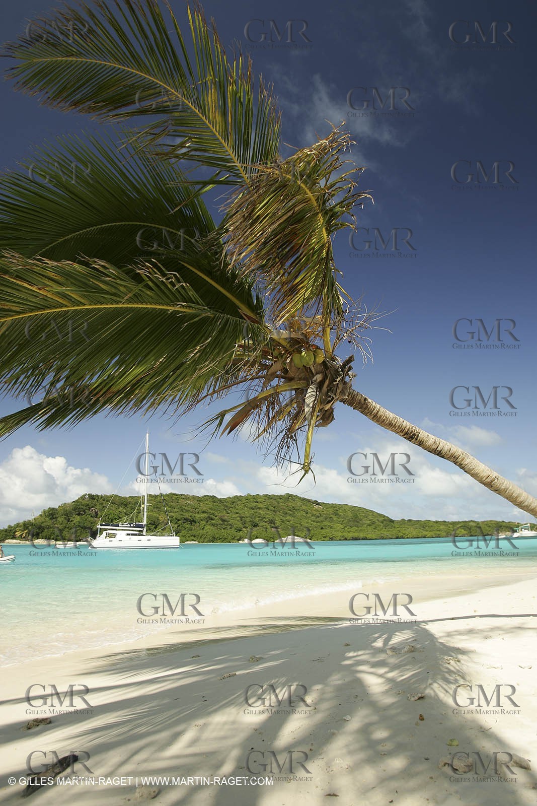 Cruising multihull mooring