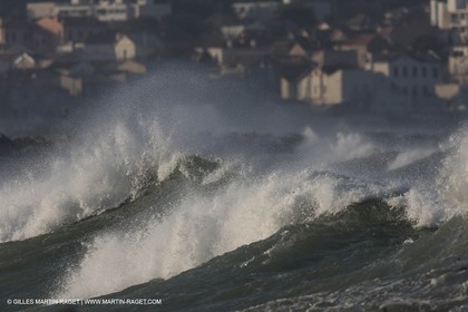 14 03 13 - Marseille (FRA) - Tempête de Mistral