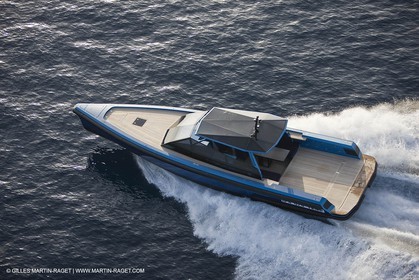 14 10 2008 - Cannes (FRA, 06) - SUper yachts - motoryachts - Wally yachts - Wallypower 48