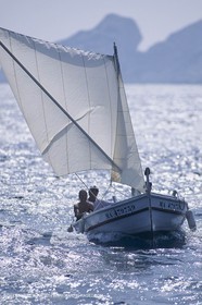 Latin rigs, voiles latines