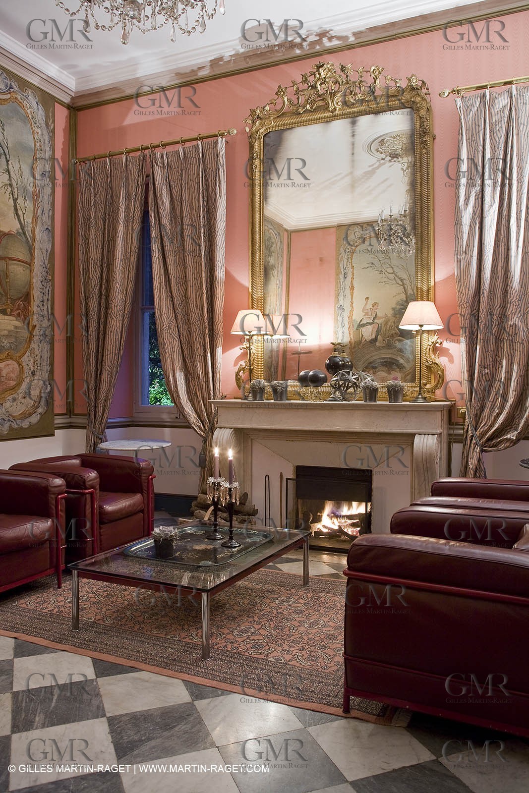 28 10 2007 - St Rémy de Provence (FRA,13) - Chateau des Alpilles