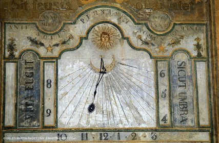 Solar clock from Hautes Alpes